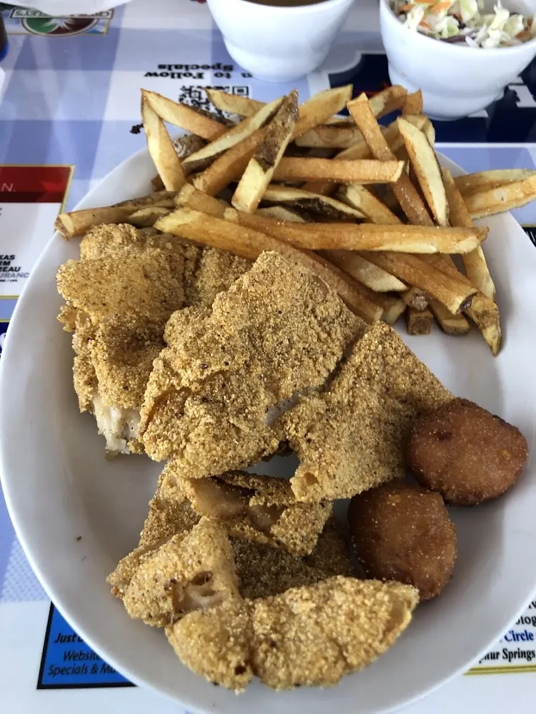 Louisiana Fried Catfish Platter